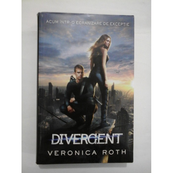 DIVERGENT - Veronica Roth DIVERGENT - Veronica Roth